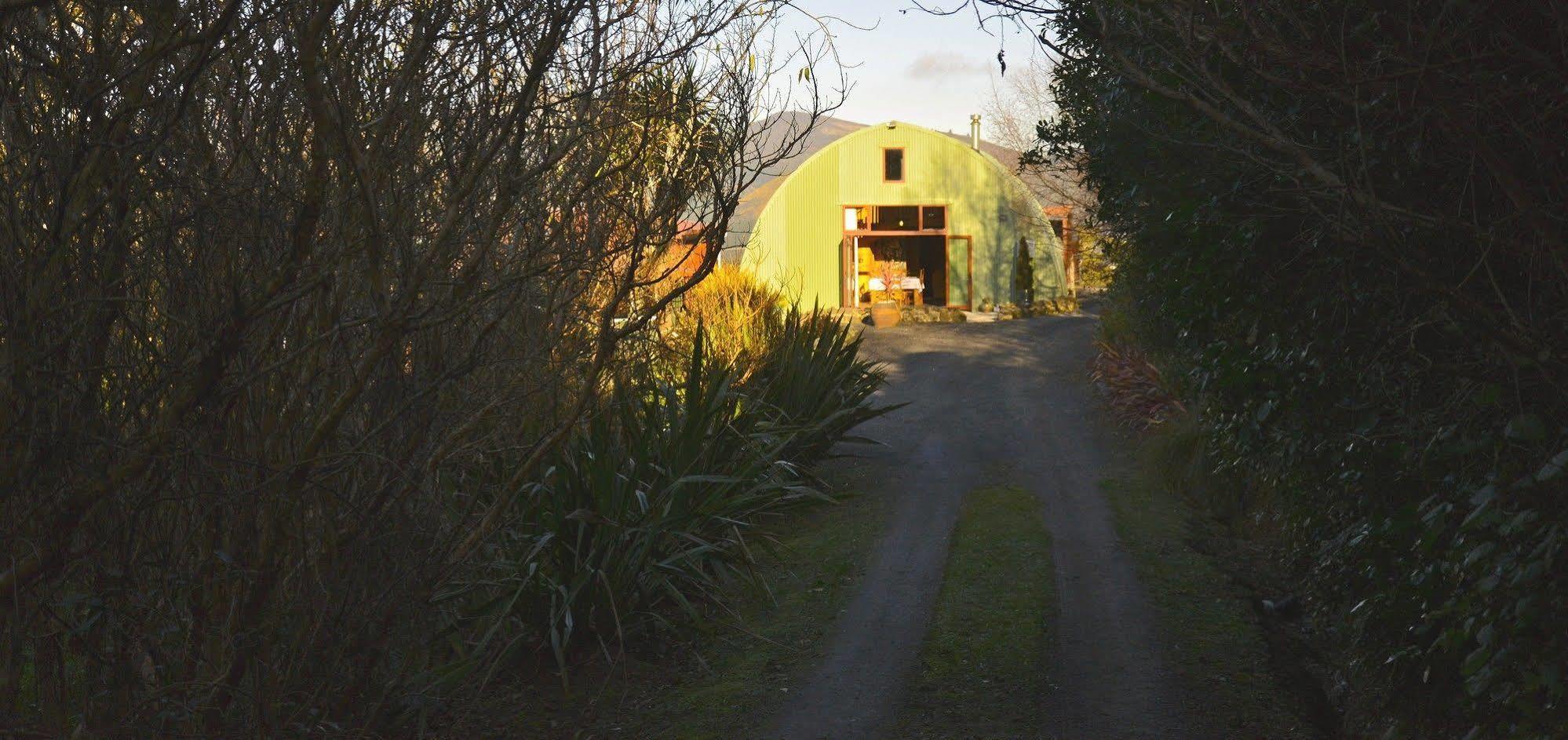 Barn Bed And Breakfast Waitati Eksteriør billede