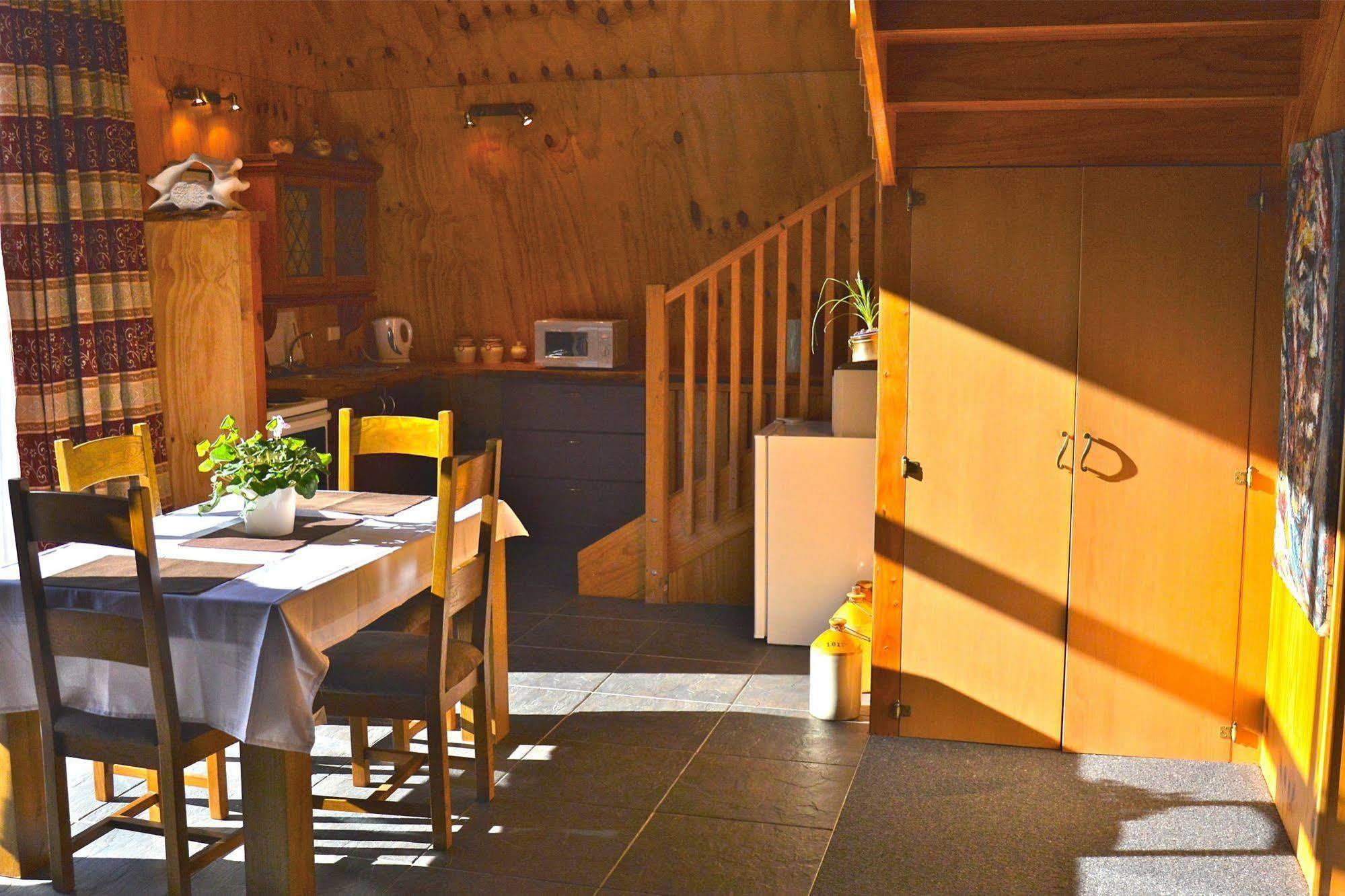Barn Bed And Breakfast Waitati Eksteriør billede