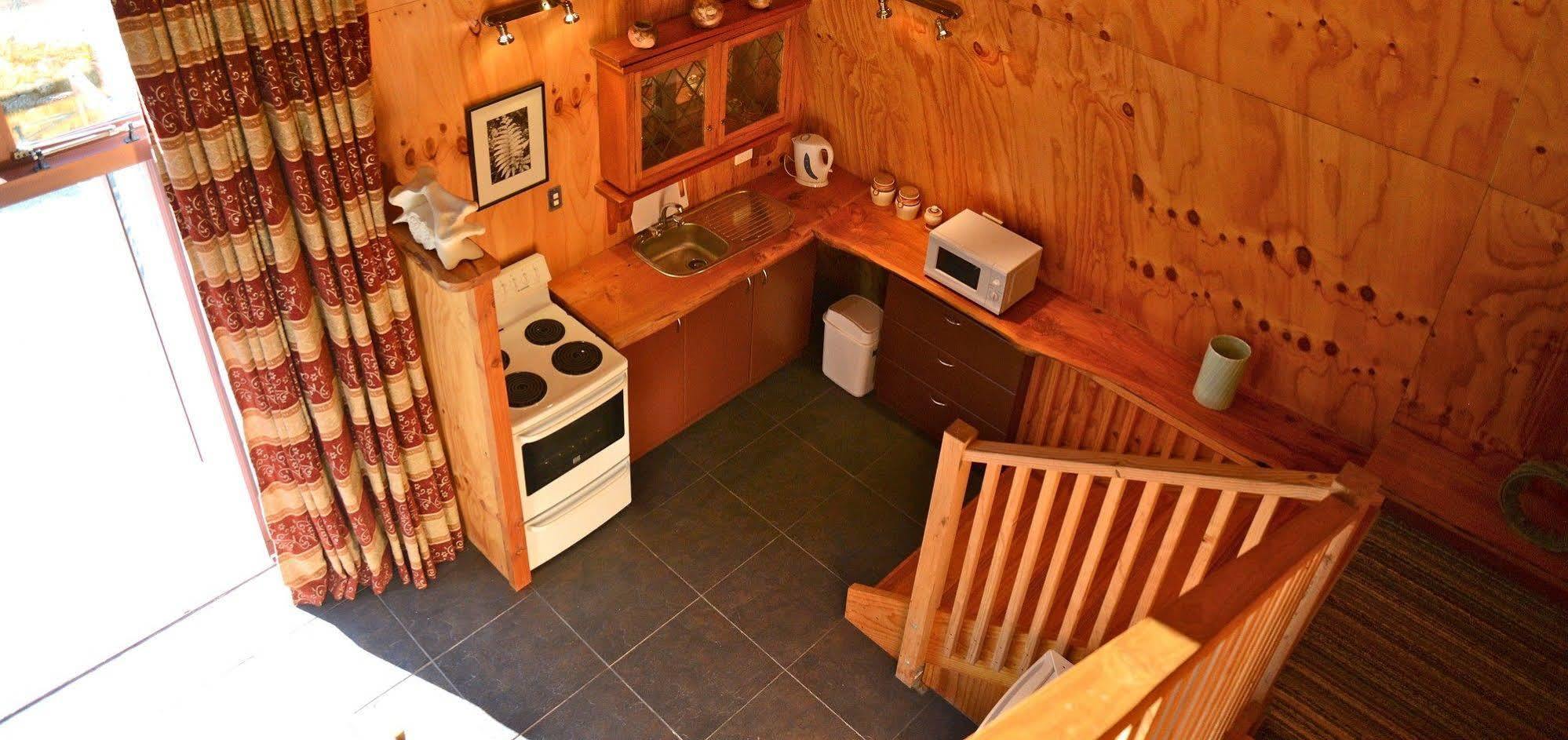 Barn Bed And Breakfast Waitati Eksteriør billede